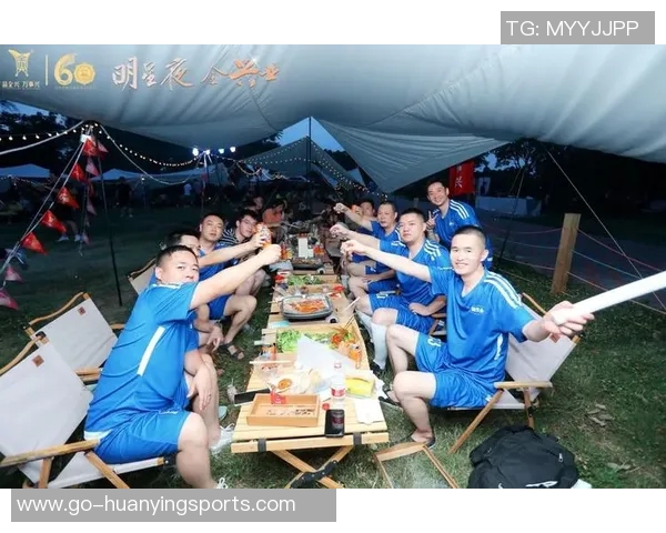 四川全兴足球队奋勇拼搏再创辉煌展现四川足球的无限魅力与潜力 四川全兴足球队奋勇拼搏再创辉煌展现四川足球的无限魅力与潜力