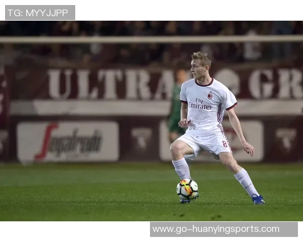 足球转会费的背后真相与市场动态分析探讨 足球转会费的背后真相与市场动态分析探讨